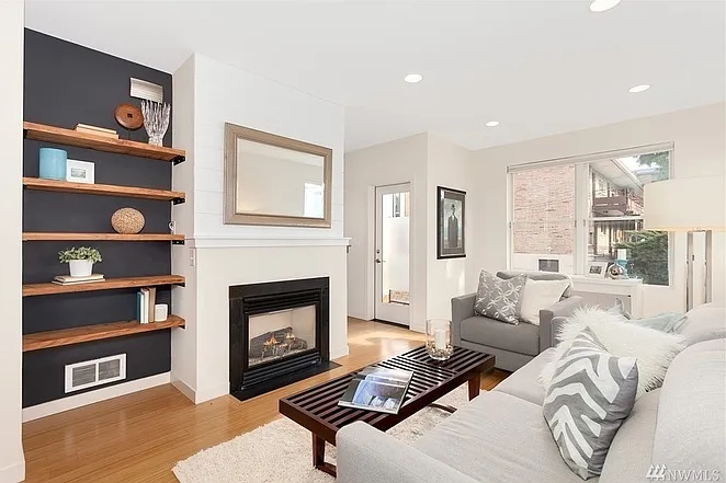 3819 S Angeline St — Photo 4