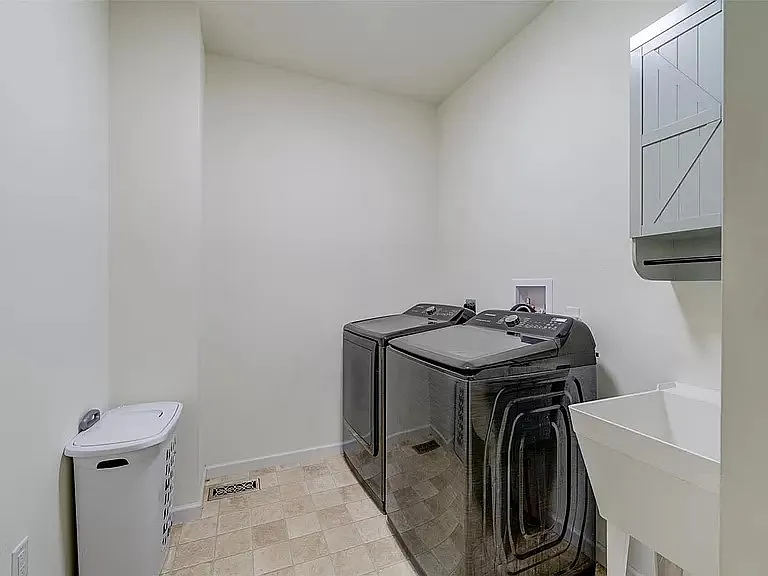 101 Hannahs Mill Dr — Photo 16