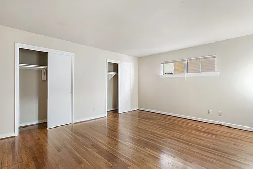 2602 Grove Ave Photo 1
