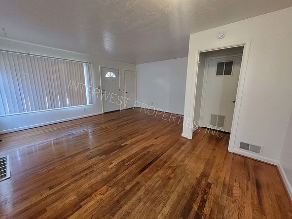 4th image of 7920-7932 SE Woodstock Blvd #7920