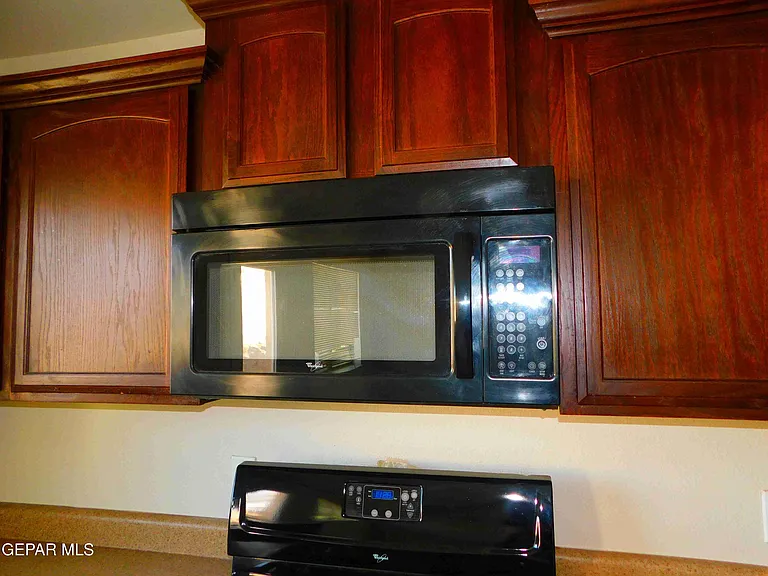 2508 Sparrow Point St — Photo 12
