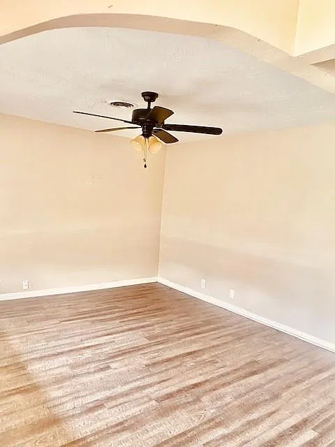 4 bed, 1552 sqft, $1,600 — Photo 4