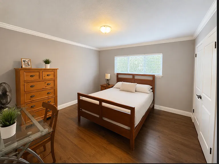 1501 Country Club Dr — Photo 16