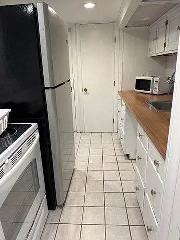 1 bed, 800 sqft, $2,400 — Photo 2