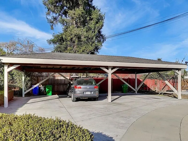 457 Ruth Ct — Photo 14