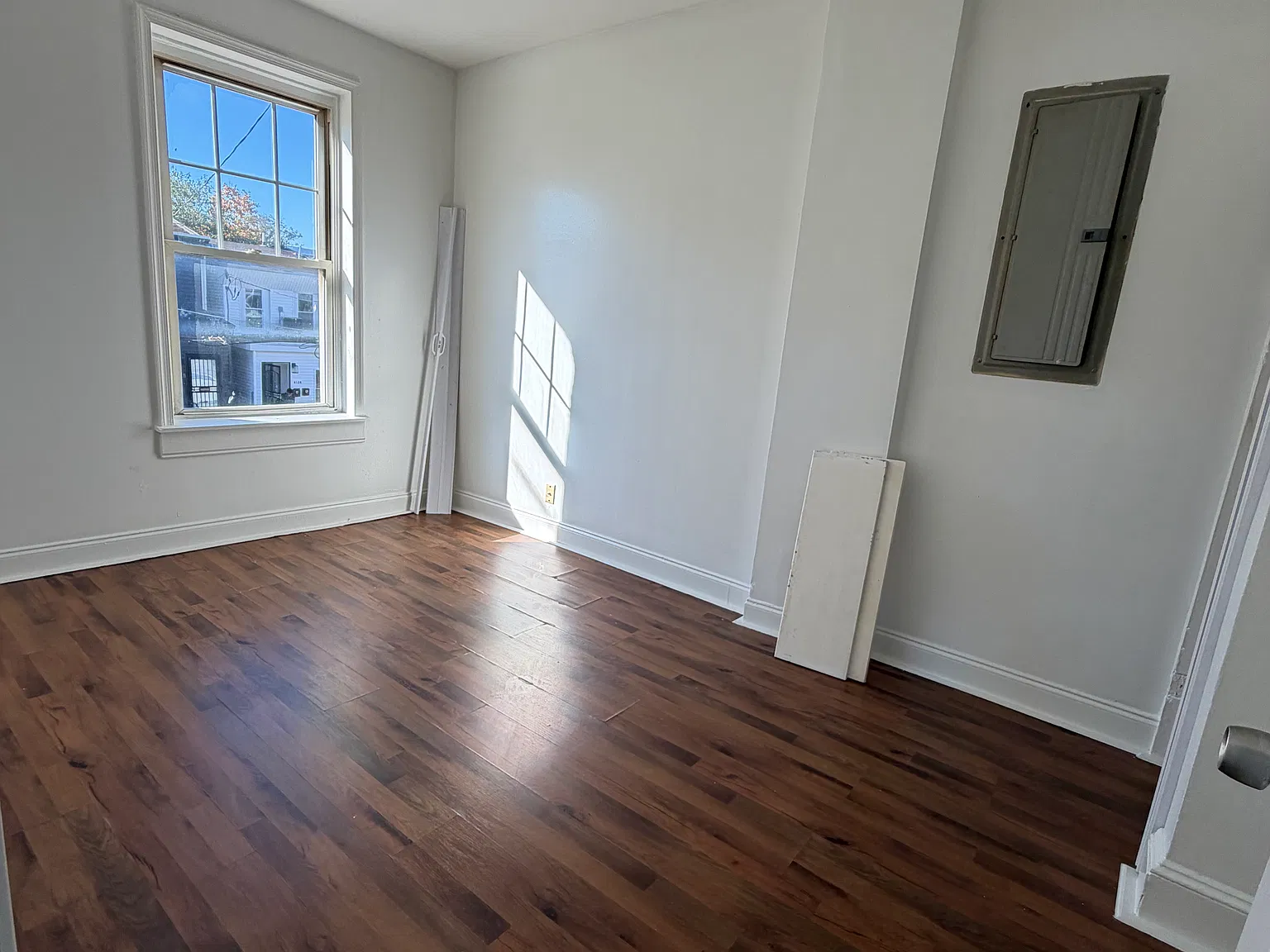 3 bed, $1,450 — Photo 3