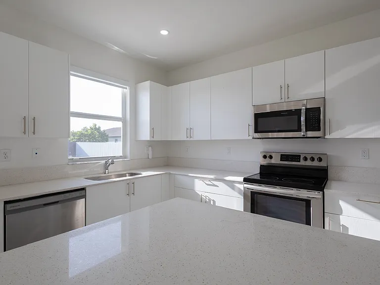 29071 SW 171st Ave — Photo 14