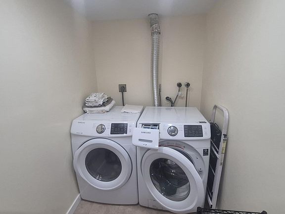 3rd image of 755 Dotterel Rd APT 1306