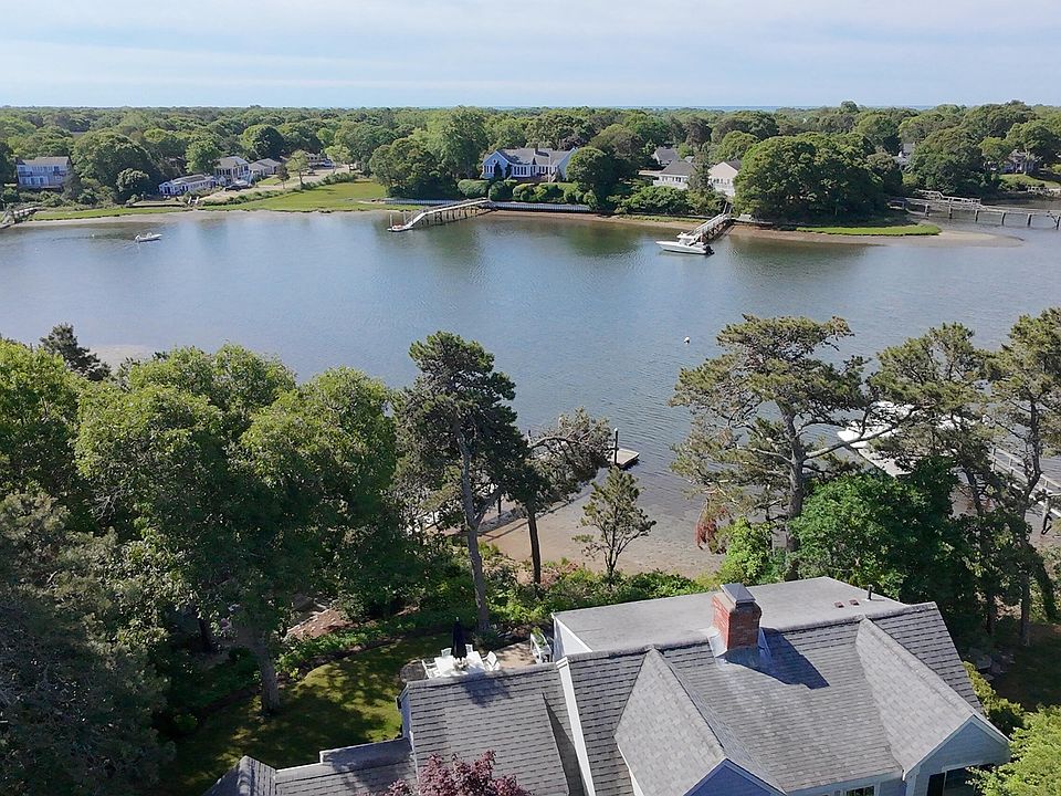 1st image of 17 Cove Lane