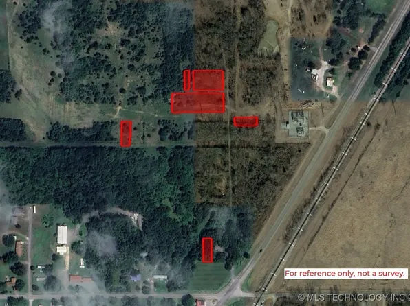 26 S 48th St W, Muskogee, OK 74401