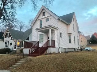 3102 N Newhall St, Milwaukee, WI