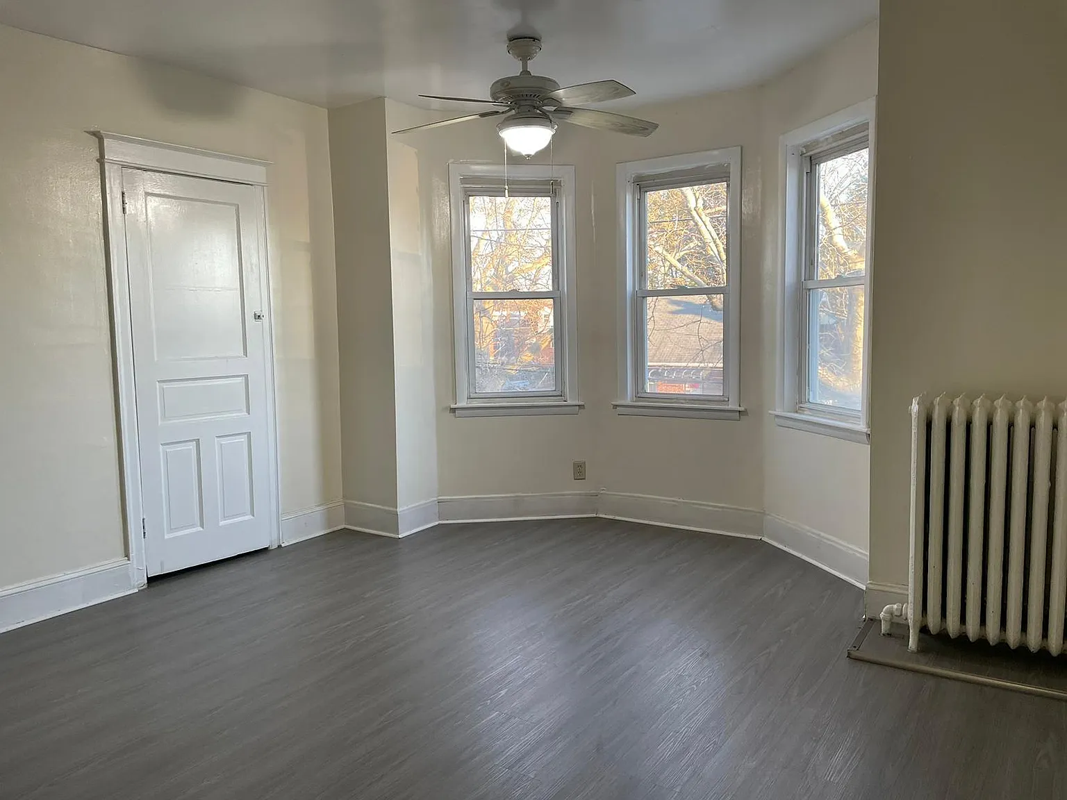 2 bed, 1100 sqft, $1,450 — Photo 2