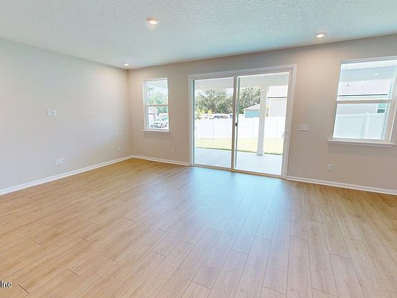 4th image of 2938 DARLINGTON OAK Road