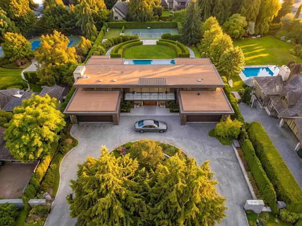 2976 Palmerston Ave, West Vancouver, BC V7V 2X3