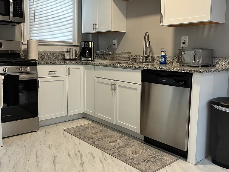 130 W Dutton St — Photo 5