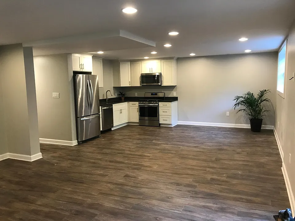 3213 Old Mill Trce SE