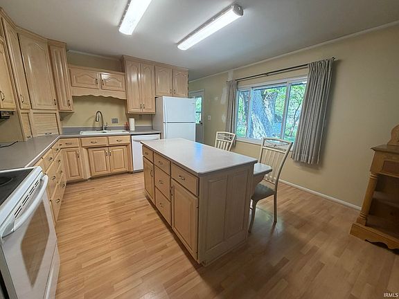 5th image of 2008 Arapahoe Dr