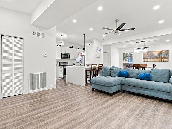 4th image of 21512 EDGEWATER DRIVE