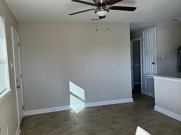 4th image of 4832 Viola St #1