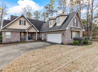 329 Saint James Dr, Auburn, AL 36830
