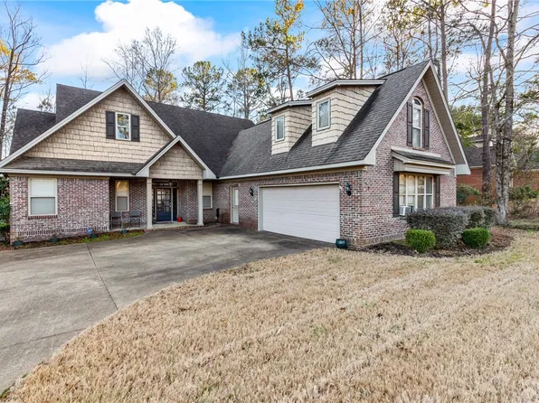 329 Saint James Dr, Auburn, AL 36830