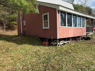 20 Lost Ln, Coudersport, PA 16915