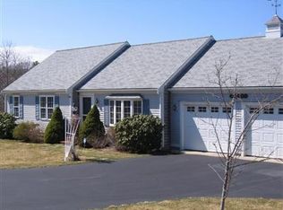 25 Ocean Pines Dr, Sagamore Beach, MA 02562