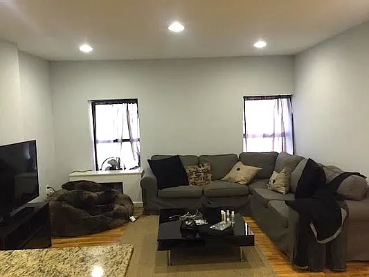 Rented by Friedman Roth Realty | media 21