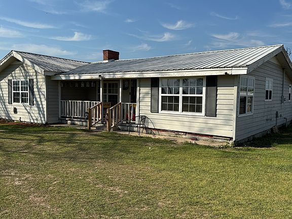 3rd image of 9297 Lynntown Rd