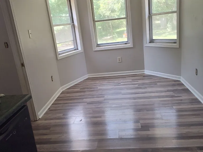 7010 Old Brownsville Rd — Photo 8