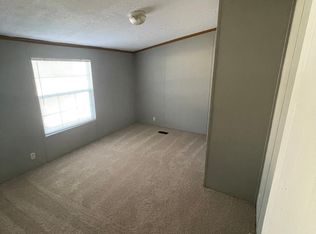 172 Wildflower Ln, Wagener, SC 29164