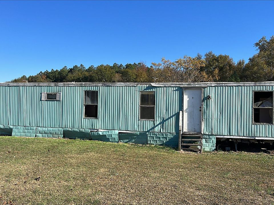 2nd image of 16800 Jessica Rd #16801