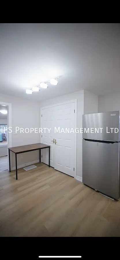 19 Byron St - 4 Bed | 2 Bath — Photo 2