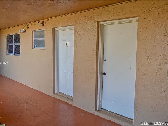 3rd image of 9974 N Kendall Dr APT 1017