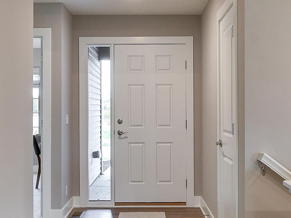 1st image of 2811 Piney Creek Dr