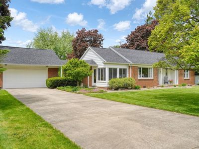 425 W Oregon Rd, Adrian, MI, 49221