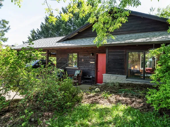 935 Tiara St, Eugene, OR 97405