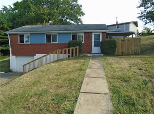 101 Northview Cir, Beaver, PA 15009