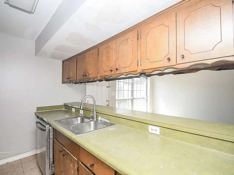 4258 Belle Park Dr #4258 — Photo 9
