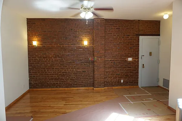 Rented by Citi Nest Group LLC | media 44