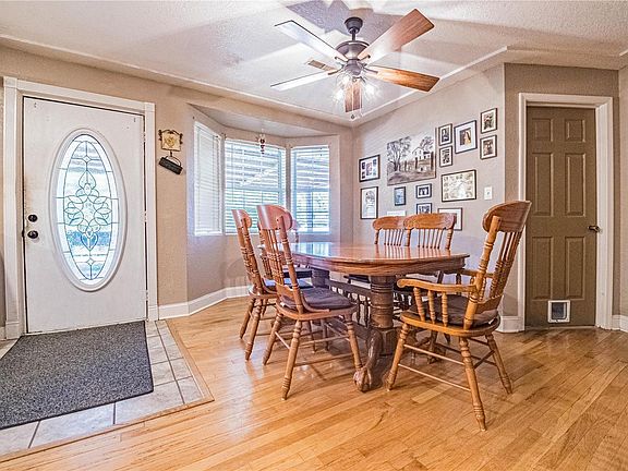 4th image of 206 County Road 488