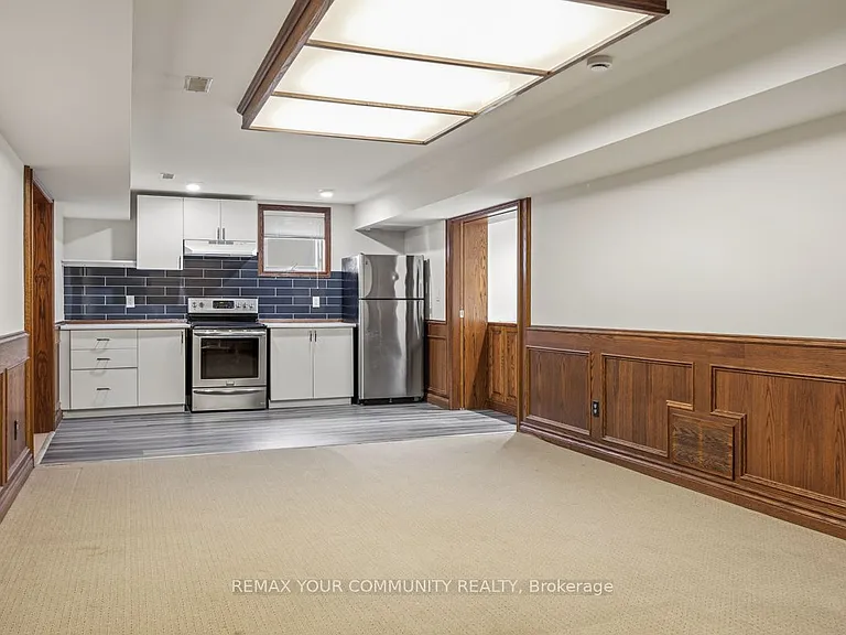 27 Denham Dr #LOWER — Photo 6