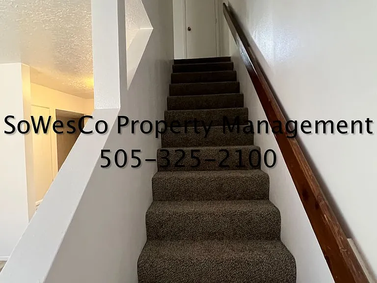 826 N Vine Ave #C — Photo 8