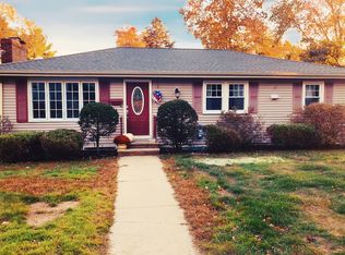 22 Cherry Hill Cir, Methuen, MA 01844