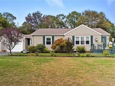 19 Beatrice Ave, Warwick, RI, 02889
