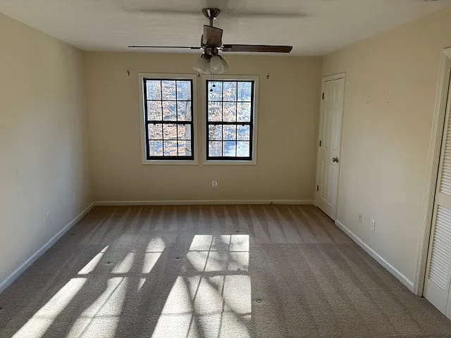 4635 Saybrook Ct — Photo 6