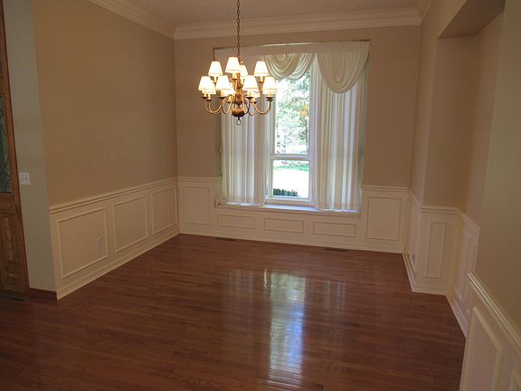 Formal Dining