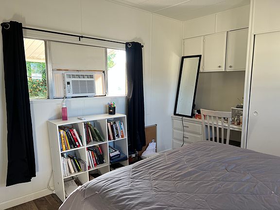 5th image of 260 N Lyon Ave Space 119