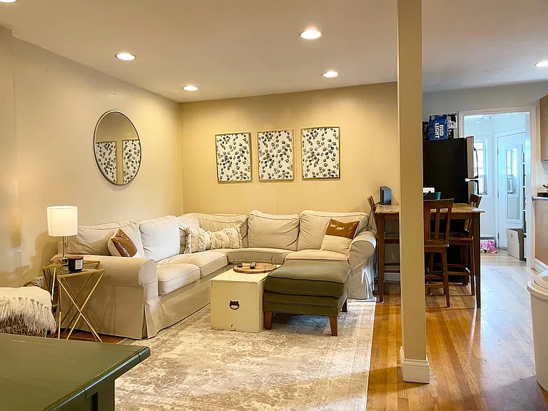 4 O St #3 — Photo 1