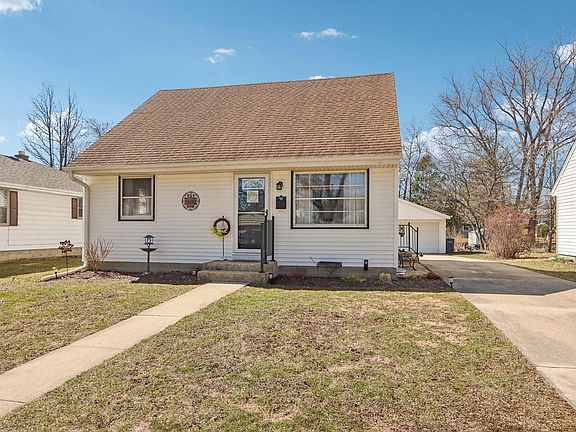 3rd image of 1308 West End ROAD